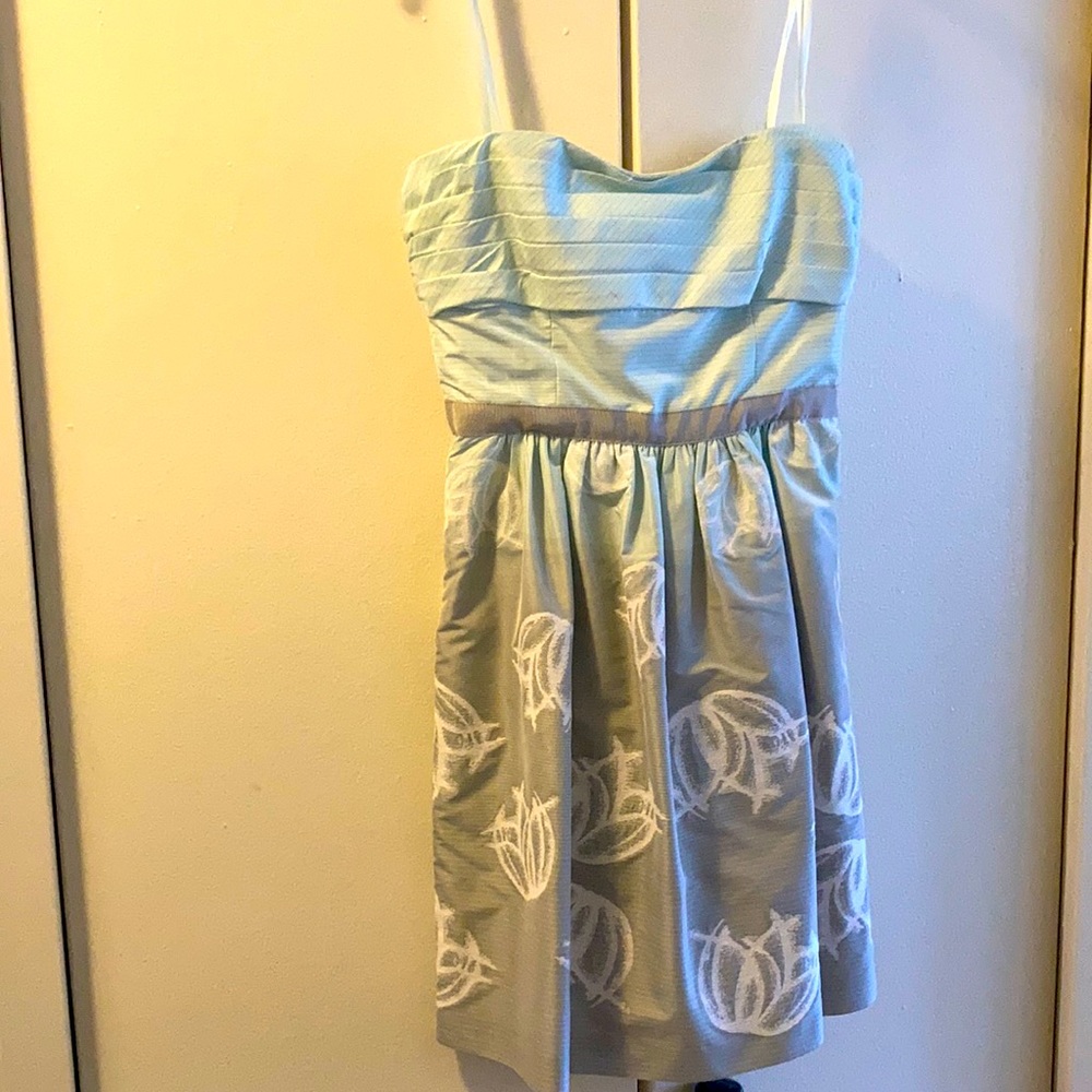 Bcbg strapless dress very pretty